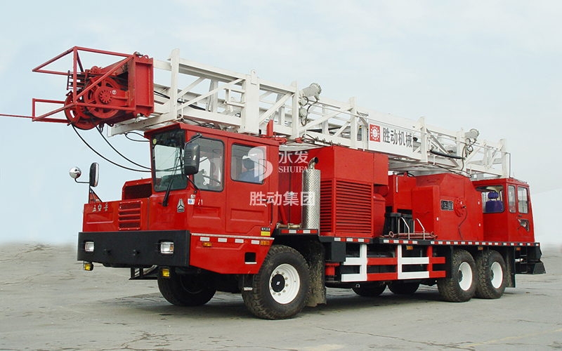 輪式網(wǎng)電修井機